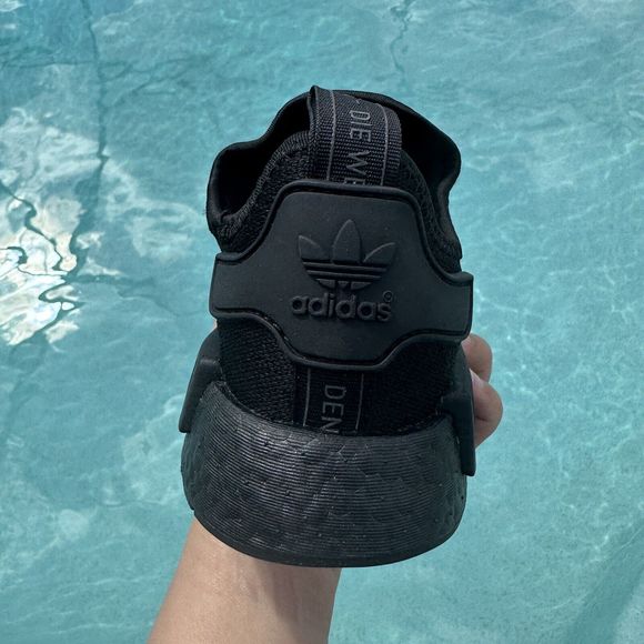 MEN\'S adidas NMD R1 x Pharrell Black Future  GY4977 main image 4